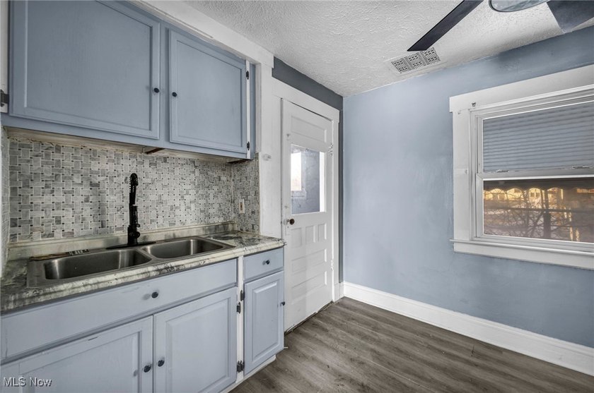 Vacant: Easy to show and offering exceptional potential for both - photo 12
