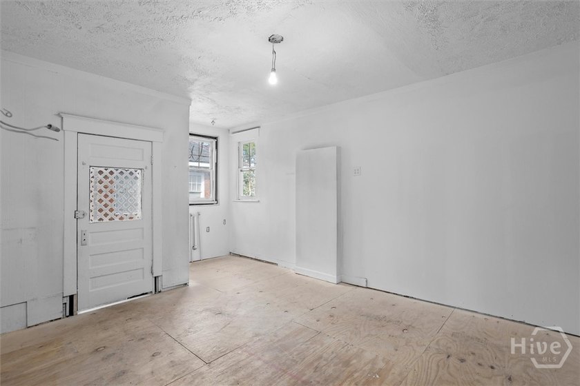 This property hold endless potential to become the home of your - photo 15