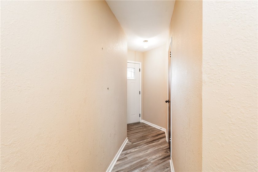 Discover comfort, space, and convenience in this charming - photo 16