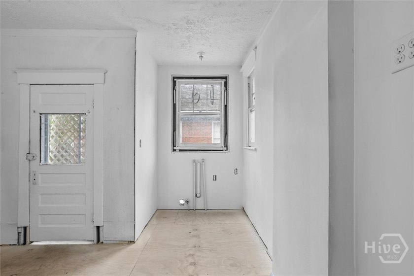 This property hold endless potential to become the home of your - photo 17