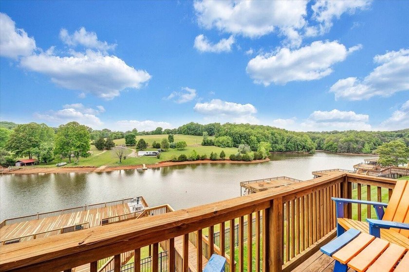 Waterfront, short-term rentable townhouse in a highly desirable - photo 17