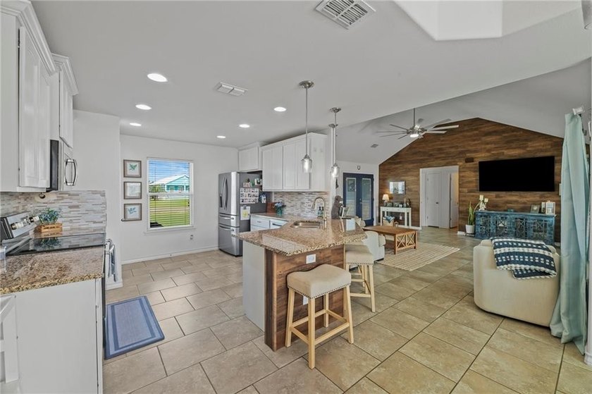 Waterfront living just got an upgrade. Welcome to 106 Dove Drive - photo 10