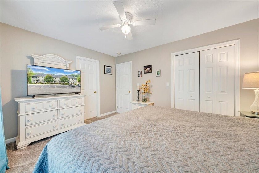 Waterfront, short-term rentable townhouse in a highly desirable - photo 38