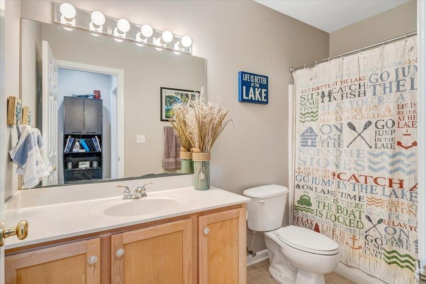 Waterfront, short-term rentable townhouse in a highly desirable - photo 44