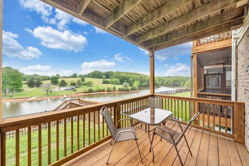 Waterfront, short-term rentable townhouse in a highly desirable - photo 47
