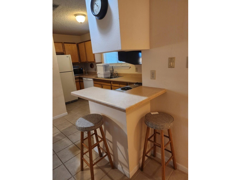 Turnkey downstairs unit in Rockport Country Club - fully - photo 7