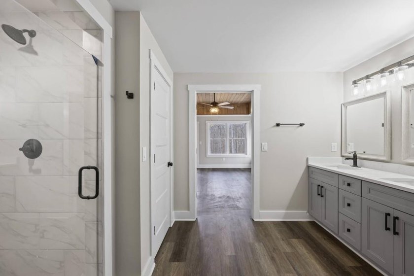 Escape to Lake Hartwell in this thoughtfully designed new - photo 22