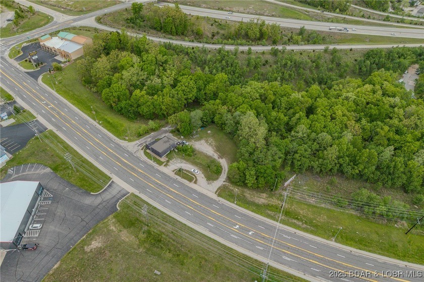 Prime Commercial Opportunity with Residential Income in the - photo 32
