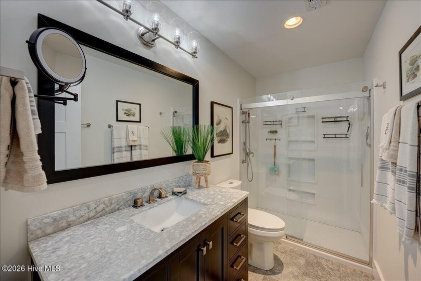 Waterfront Living at It's Finest! Welcome to this beautifully - photo 35