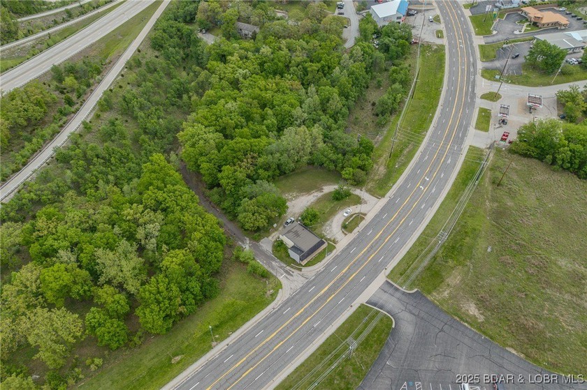 Prime Commercial Opportunity with Residential Income in the - photo 37