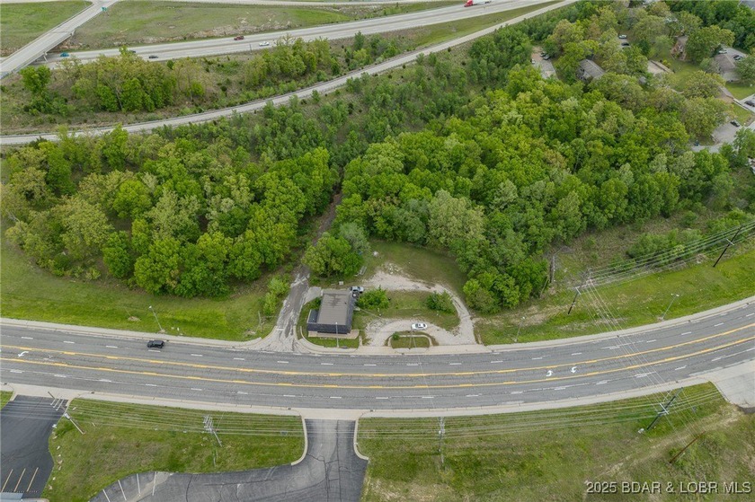 Prime Commercial Opportunity with Residential Income in the - photo 39