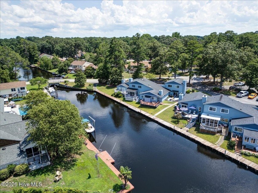 Waterfront Living at It's Finest! Welcome to this beautifully - photo 47