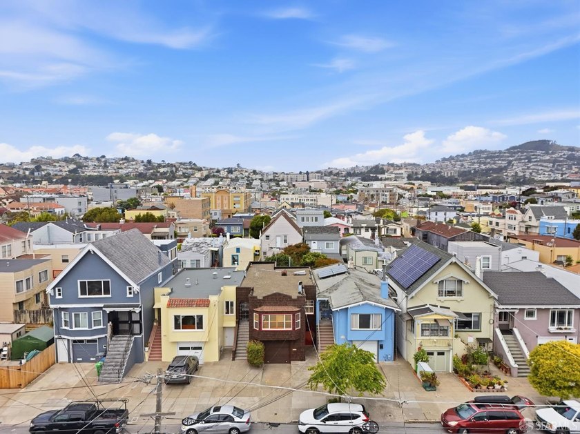 This exceptional opportunity in the Excelsior District sits - photo 49