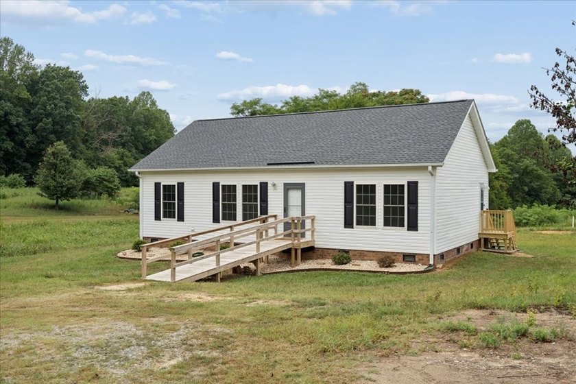 Welcome to 1080 Hudson Drive, where peaceful country living - photo 3