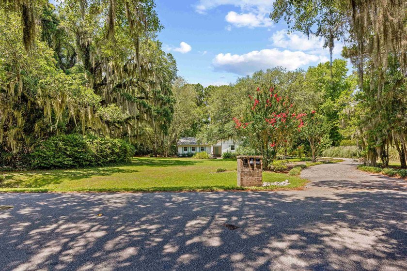 Uncommon opportunity in River Oaks Estates, off Waverly Road - photo 35