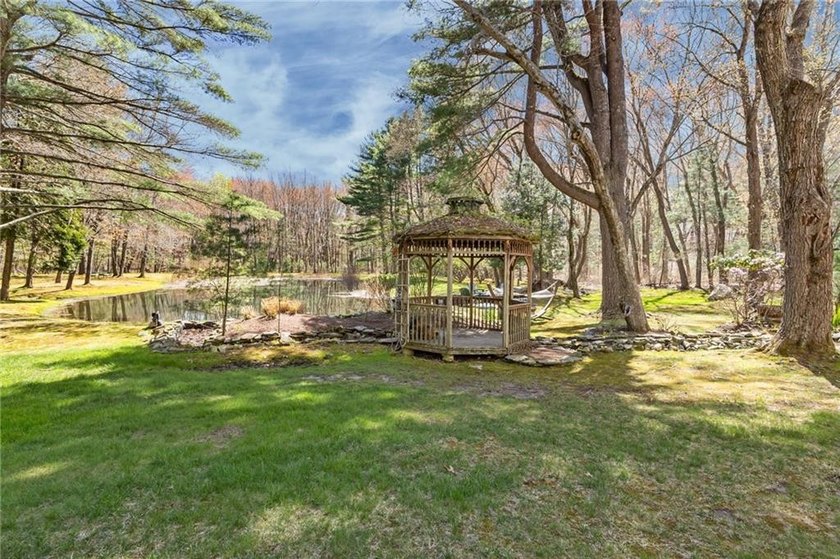 Welcome to 1340 Waterford Drive in the highly desirable - photo 49