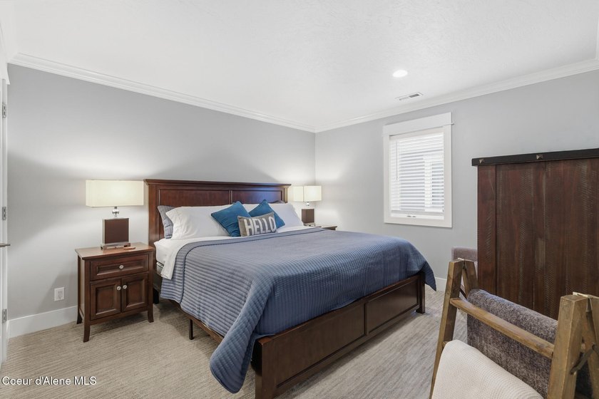 Ideally located and offered fully furnished, this beautifully - photo 25
