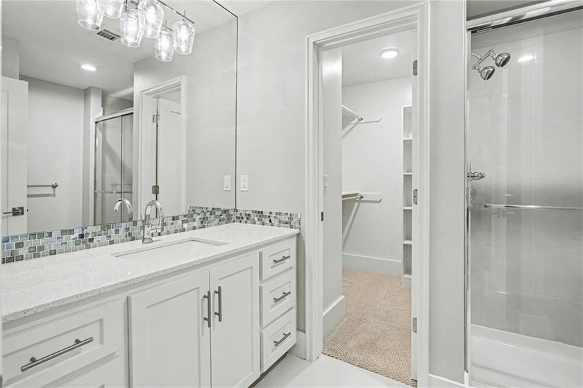 Welcome to this breathtaking modern home in the secluded enclave - photo 45