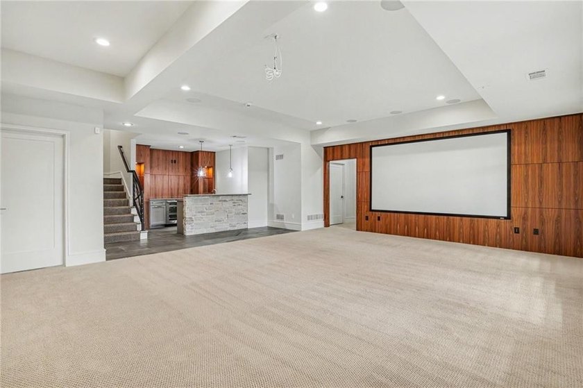 Welcome to this breathtaking modern home in the secluded enclave - photo 47