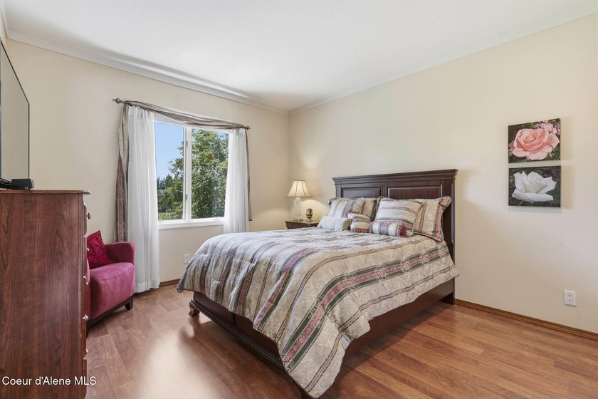 Exceptional, custom home located within the prestigious - photo 36