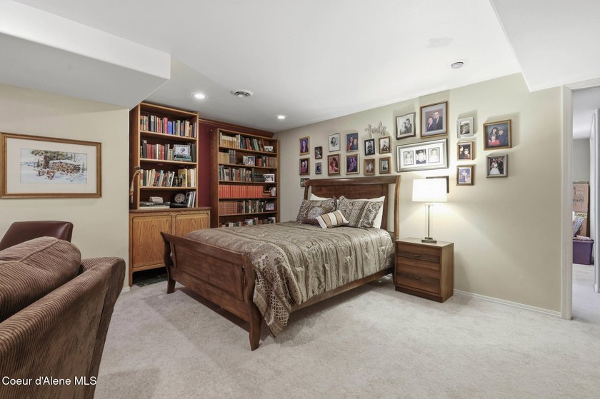 Exceptional, custom home located within the prestigious - photo 41