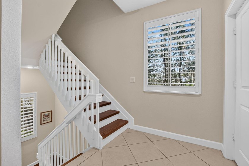 Rarely Available! Experience the best of East Boca living in - photo 11