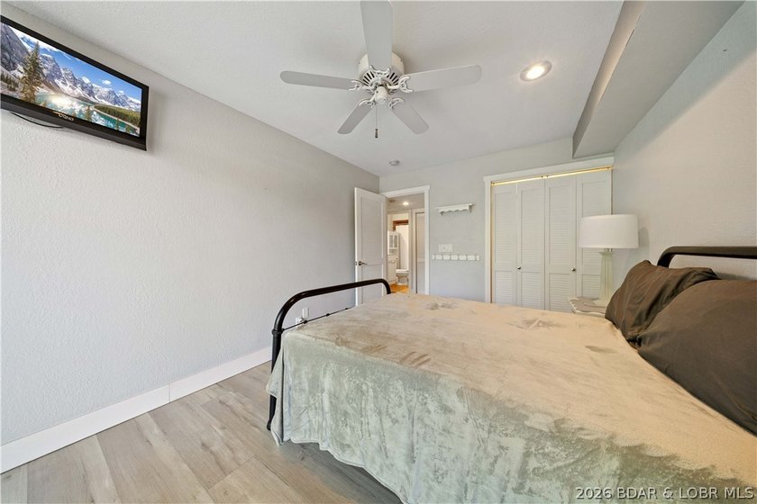 This updated 4-bedroom lakefront condo on Horseshoe Bend - photo 21