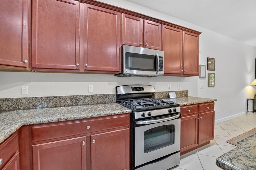 Rarely Available! Experience the best of East Boca living in - photo 24