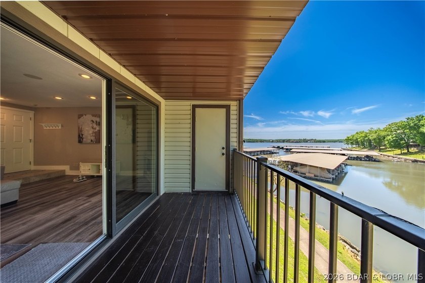 This updated 4-bedroom lakefront condo on Horseshoe Bend - photo 26