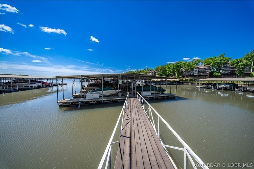 This updated 4-bedroom lakefront condo on Horseshoe Bend - photo 28