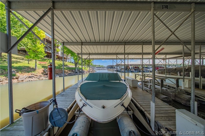 This updated 4-bedroom lakefront condo on Horseshoe Bend - photo 30