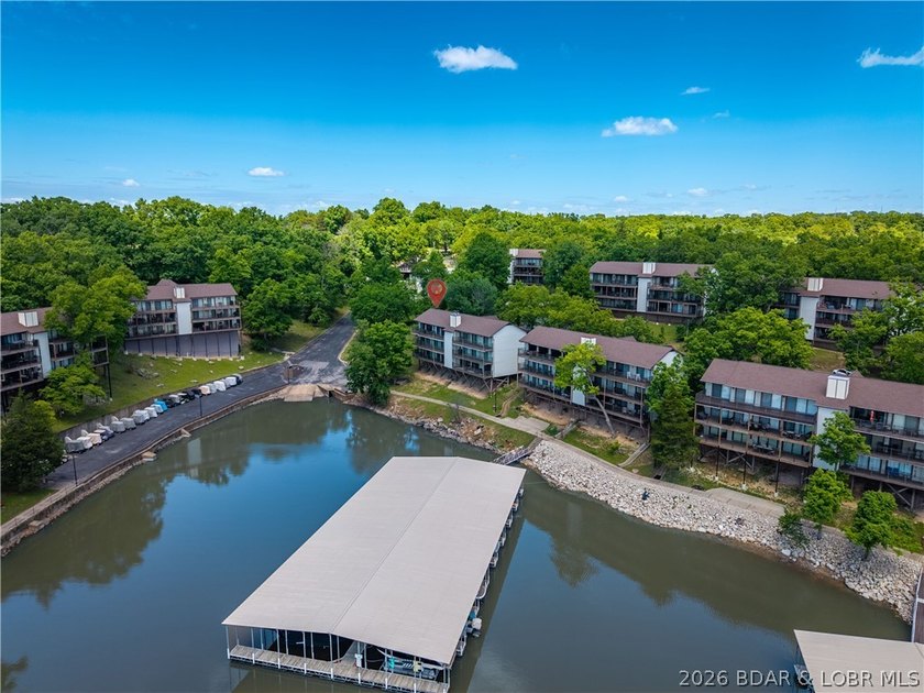 This updated 4-bedroom lakefront condo on Horseshoe Bend - photo 33