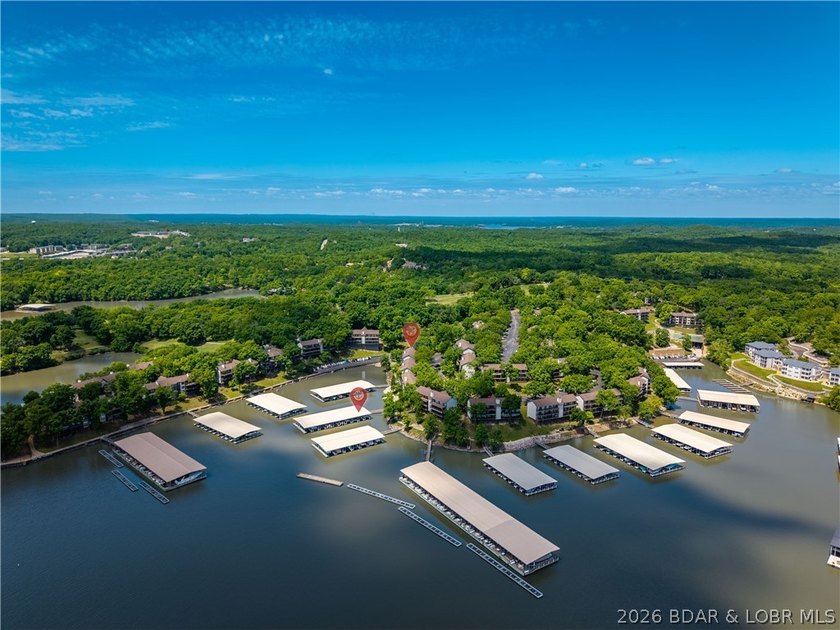 This updated 4-bedroom lakefront condo on Horseshoe Bend - photo 34