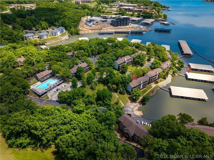 This updated 4-bedroom lakefront condo on Horseshoe Bend - photo 35