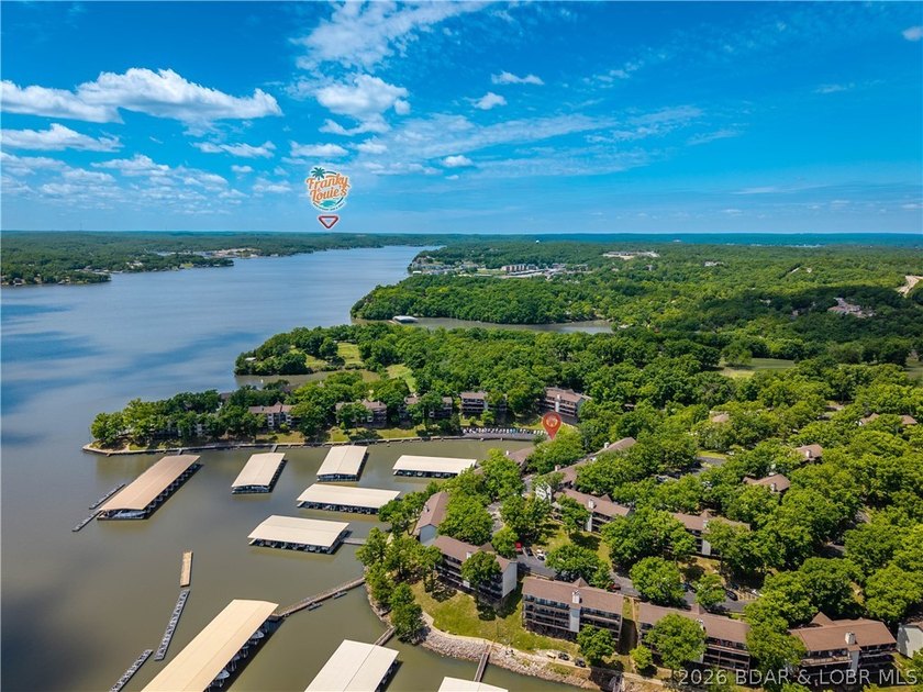 This updated 4-bedroom lakefront condo on Horseshoe Bend - photo 38