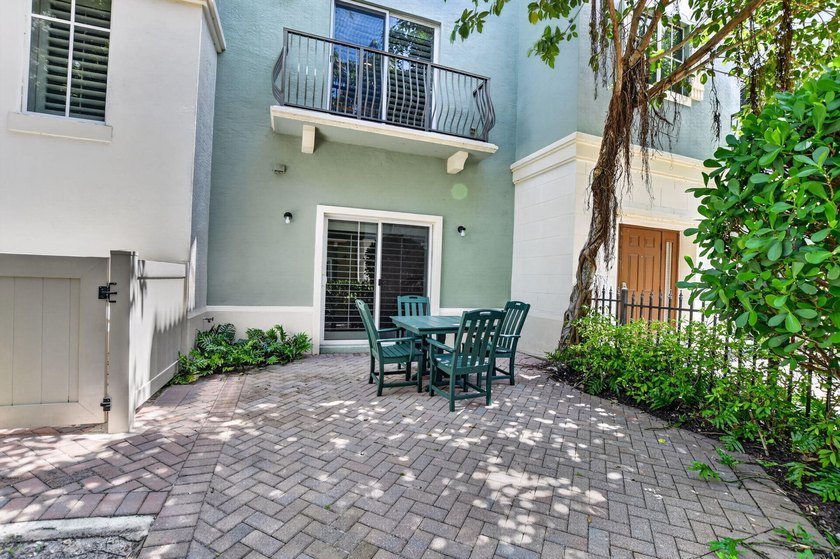 Rarely Available! Experience the best of East Boca living in - photo 43
