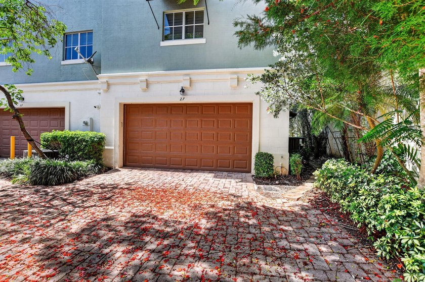 Rarely Available! Experience the best of East Boca living in - photo 46