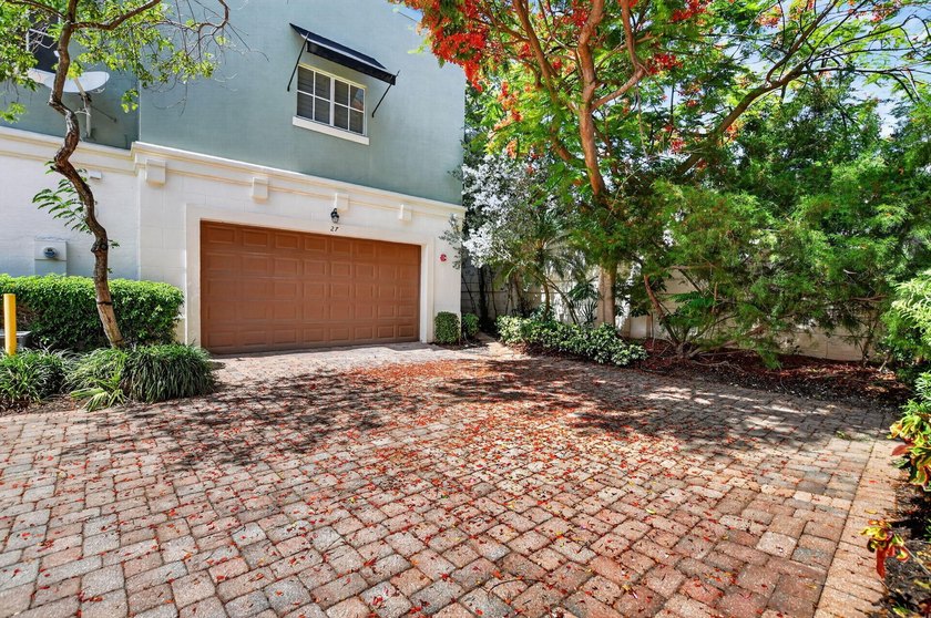Rarely Available! Experience the best of East Boca living in - photo 47