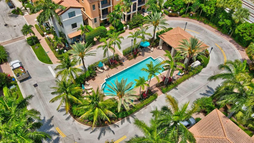 Rarely Available! Experience the best of East Boca living in - photo 49