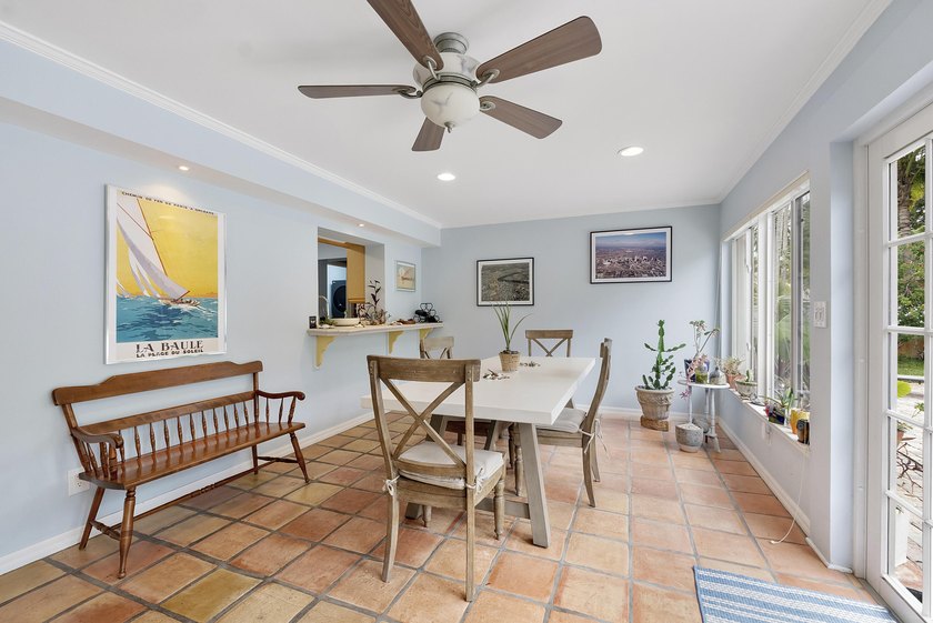 Desirable corner lot of nearly 10,000 sqft in the highly - photo 13