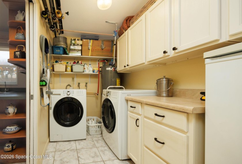 Talk about cozy charm! Roof 2026, all new carpet 2026. Picture a - photo 17