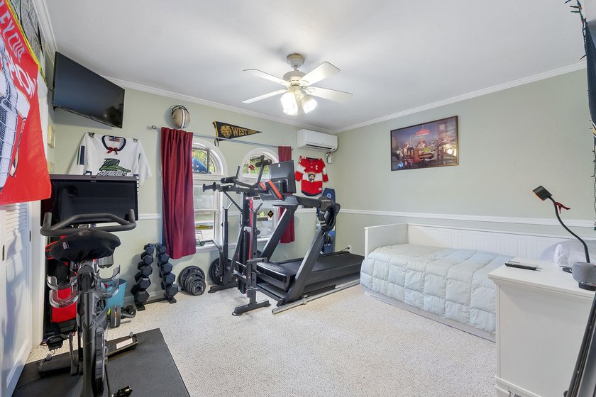 Desirable corner lot of nearly 10,000 sqft in the highly - photo 30