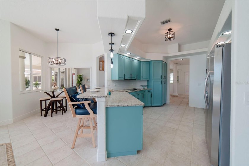 STUNNING LUXURY BAYFRONT HOME ON OVERSIZED LOT WITH GULF ACCESS - photo 12