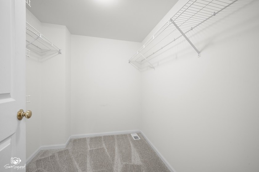 Welcome home to this bright and sunny first-floor ranch end-unit - photo 19