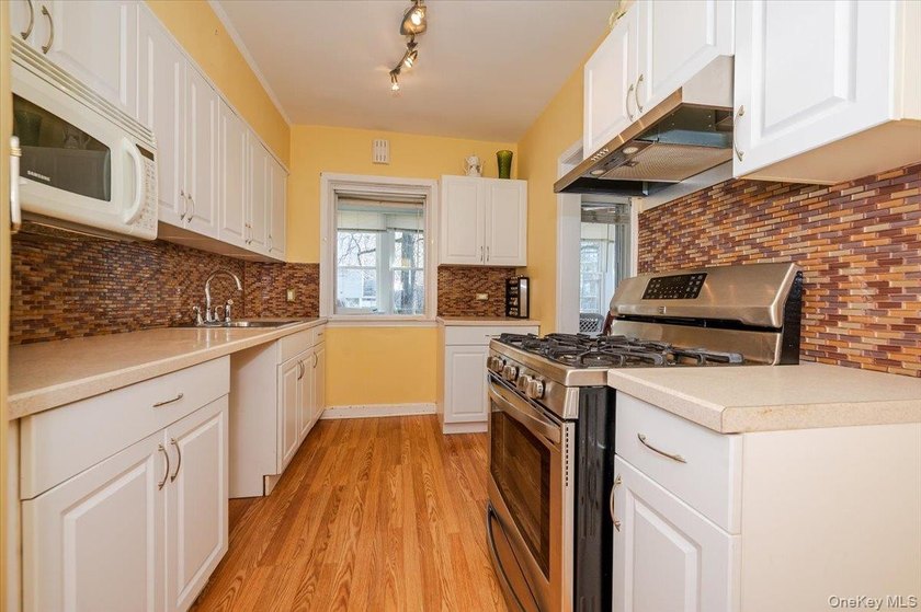 Welcome to 1776 Seminole Avenue, a rare opportunity in the heart - photo 8