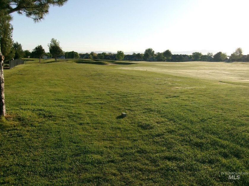 Beautiful Custom Home on the 12th Fairway of Redhawk Golf Course - photo 23