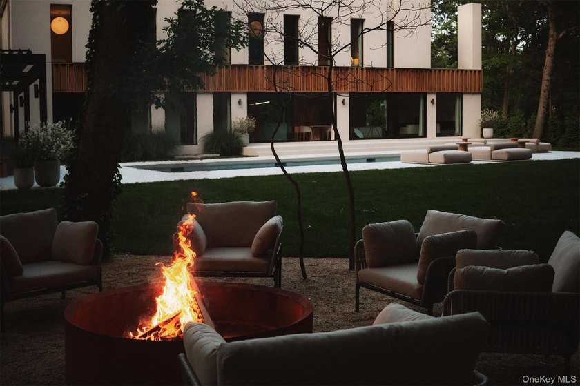 Discover a rare offering that blends modern luxury with spa-like - photo 23