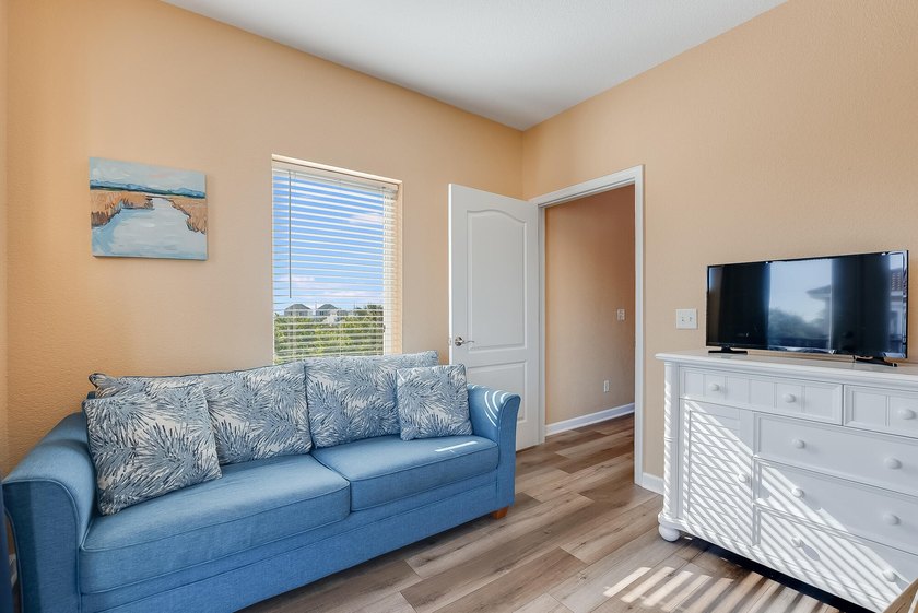 Turn-key beach retreat just minutes from 30A, Inlet Beach, and - photo 32