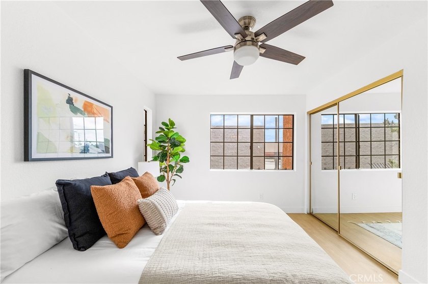 Welcome to this fully renovated 2-bedroom, 2-bath en-suite condo - photo 29