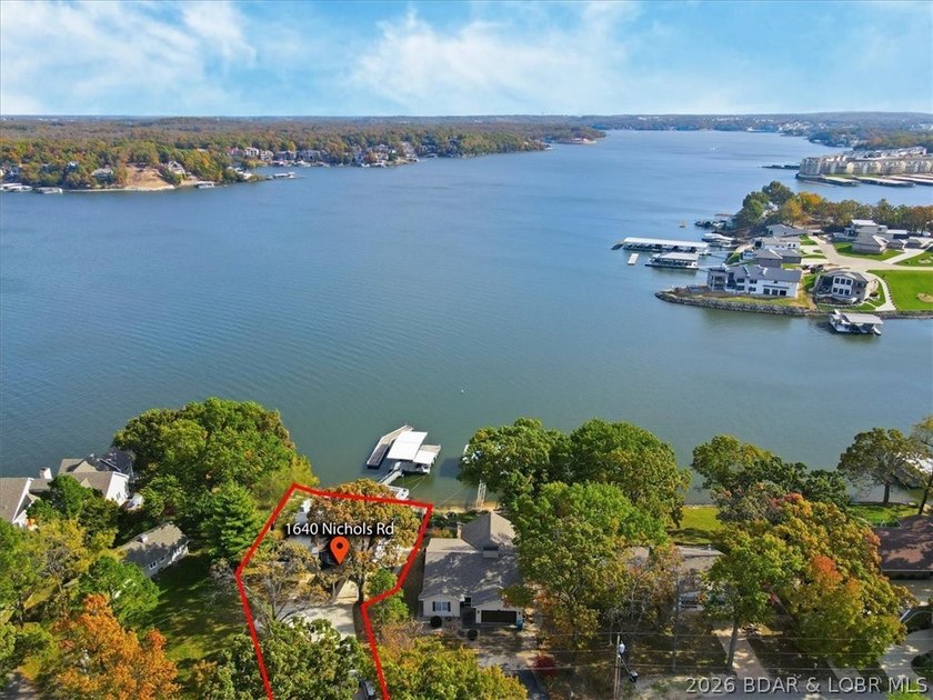 This stunning 5 bedroom home features breathtaking panoramic - photo 44